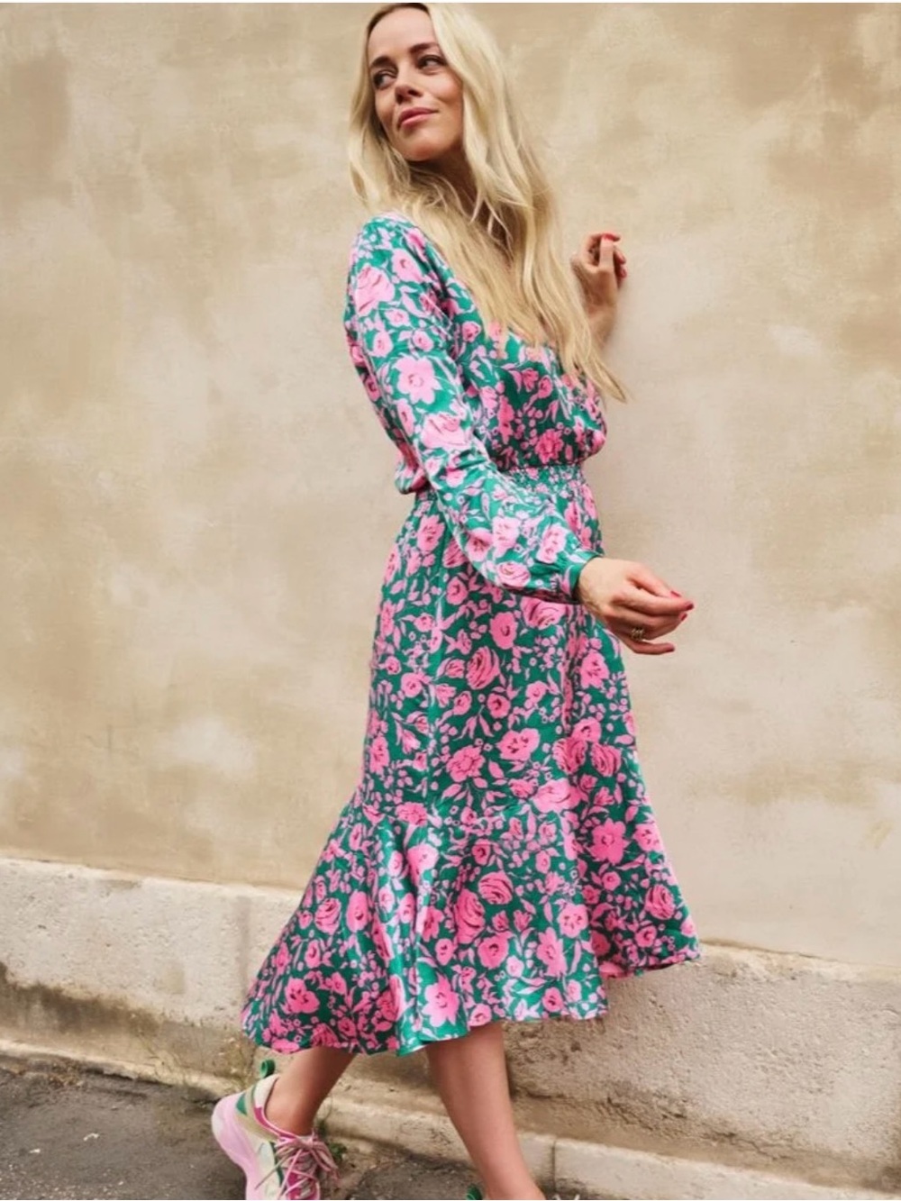 Esqualo rose shimmer dress